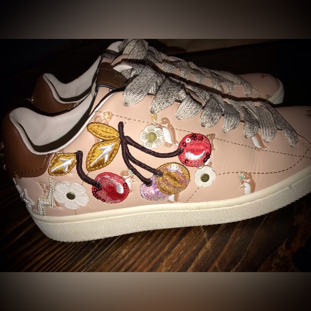 NWOT Women's Size 8 Sneakers 👟Trainers C 101 W/ Cherry 🍒 Patches and Penguins 🐧